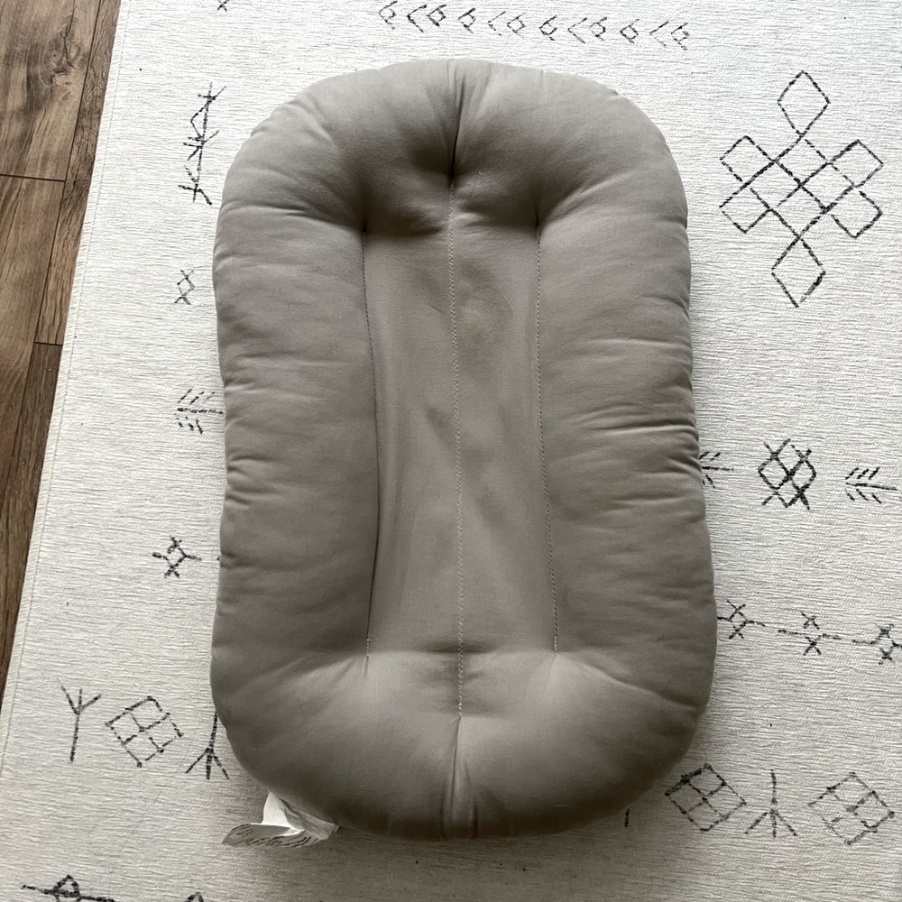 Organic Snuggle Me infant lounger